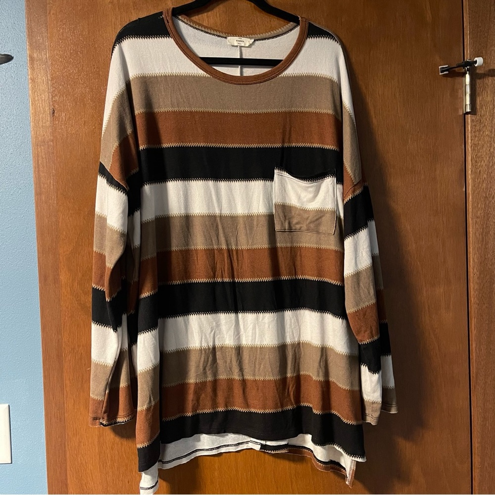 Entro Lightweight Sweater